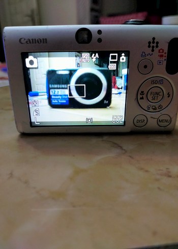 Canon IXUS 80 IS Dijital Kamera Gri - Görsel 3