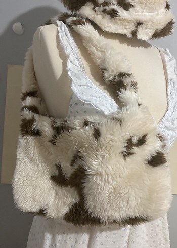 Beyaz Leopar Desenli Bohem Kürk Detaylı çanta şapka takım - Görsel 2