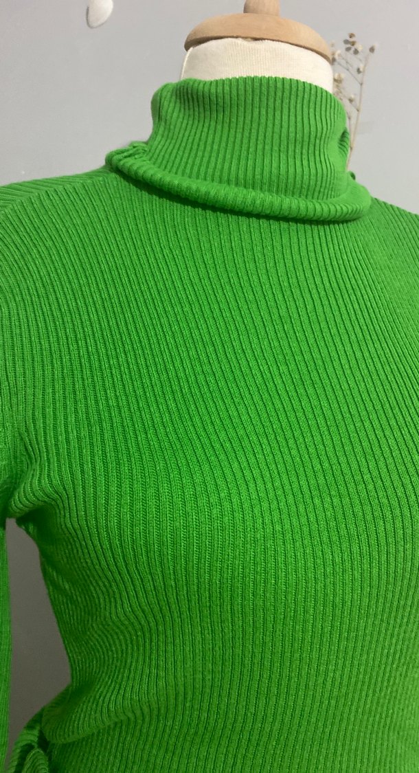 Yeşil Örgü Boğazlı Kadın Kazak - Görsel 2