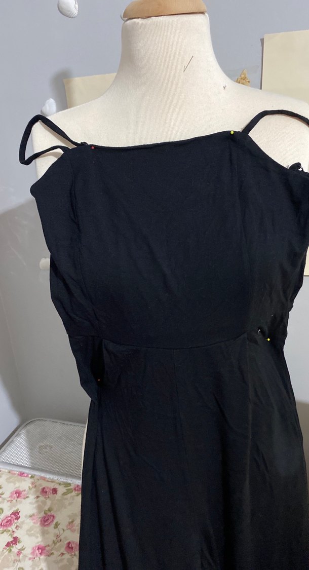 Siyah askılı tulum - Görsel 2