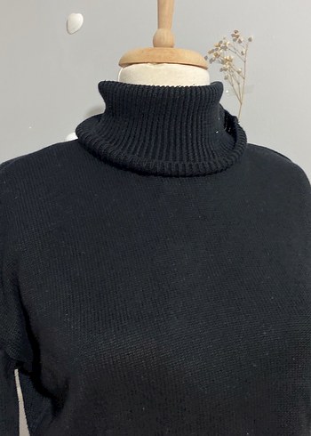 Siyah Boğazlı Kadın Triko Kazak - Görsel 2