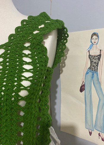 Yeşil Dantel Detaylı Örgü Kolsuz Süveter - Görsel 3