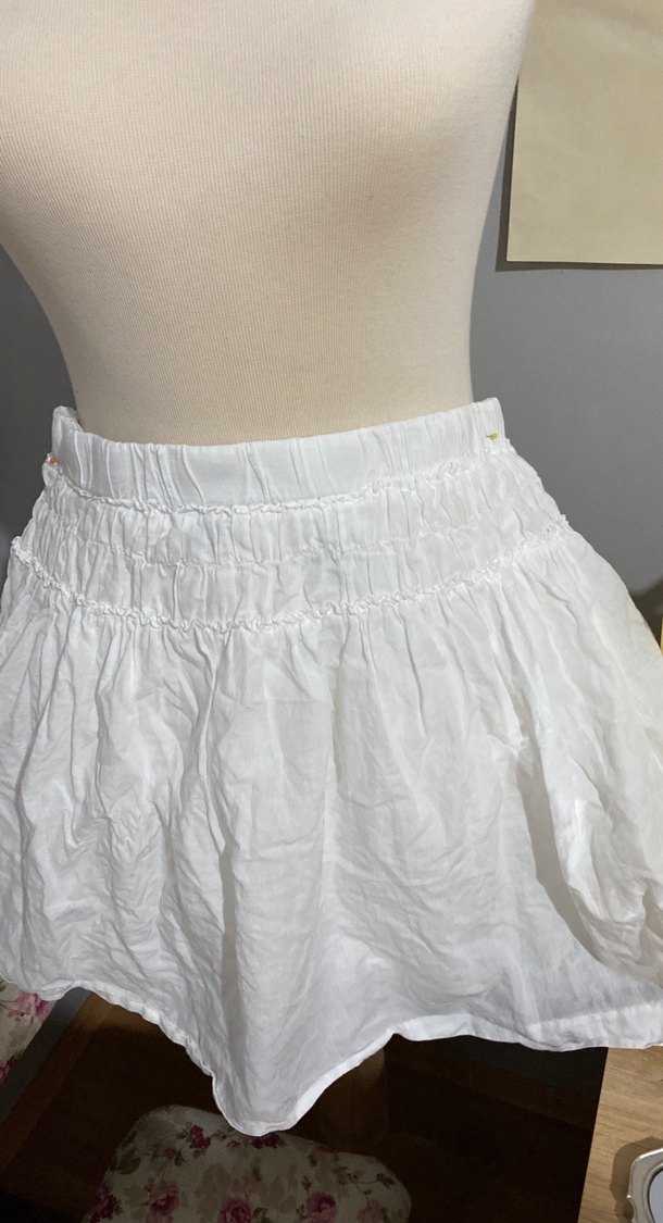 Beyaz Pamuklu Fırfırlı Midi Etek - Görsel 2