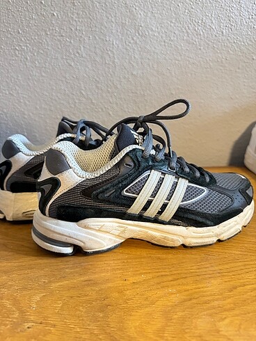 Adidas Adidas