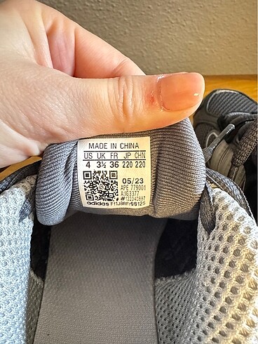 36 Beden siyah Renk Adidas