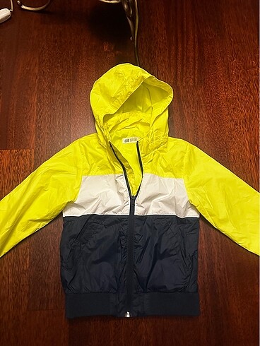 H&M 6 yaş  yağmurluk - Görsel 2