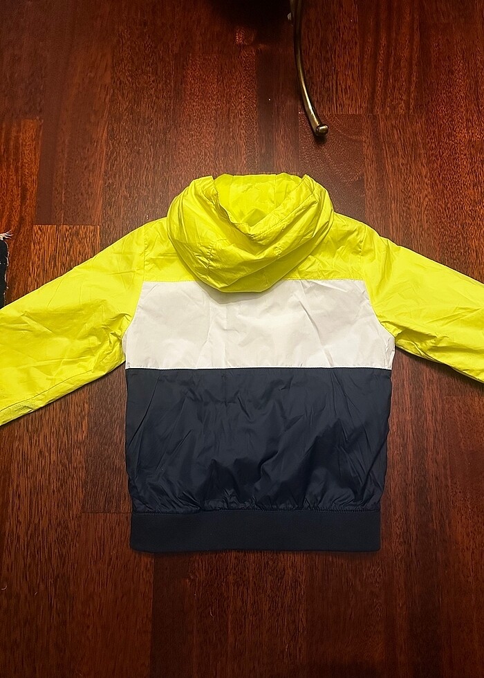 H&M 6 yaş  yağmurluk - Görsel 3