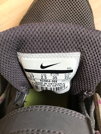 35 Beden gri Renk Nike spor ayakkabı