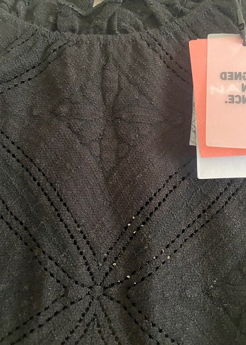 xs Beden Nakışlı Siyah Kısa Kollu Bluz