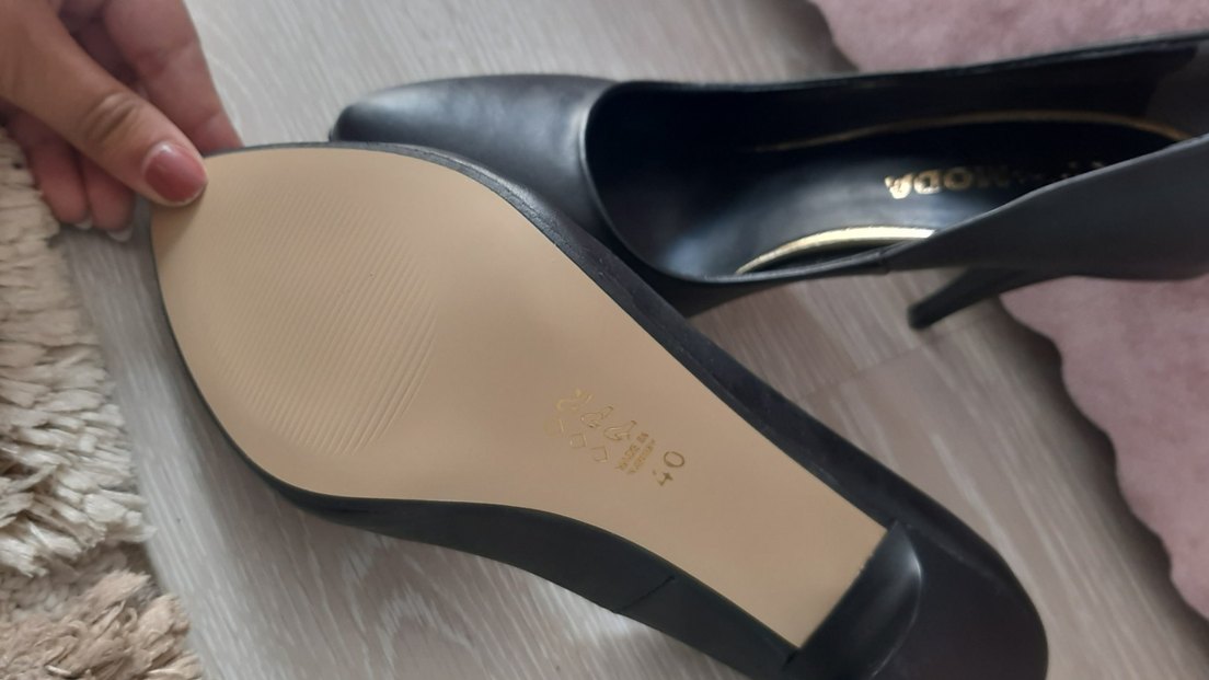 Klasik Siyah Stiletto Topuklu Kadın Ayakkabı - Görsel 3