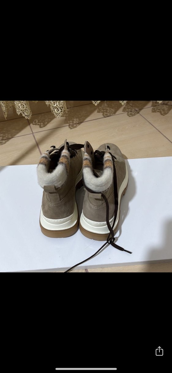 Bej Süet Platform Topuklu Peluş Detaylı Bot - Görsel 4