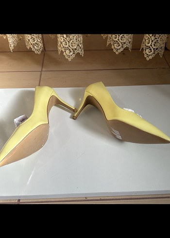 Sarı Stiletto Topuklu Kadın Ayakkabı - Görsel 6