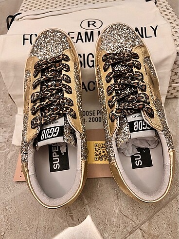 38 Beden Golden goose