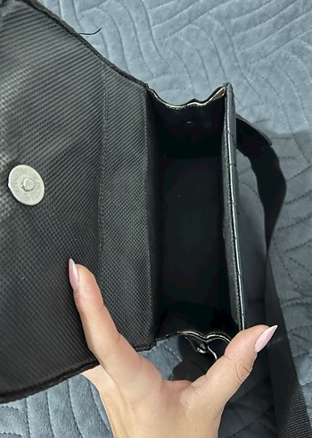 Zara Siyah Deri Kadın Bel Çantası