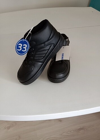 Lc waikiki bot