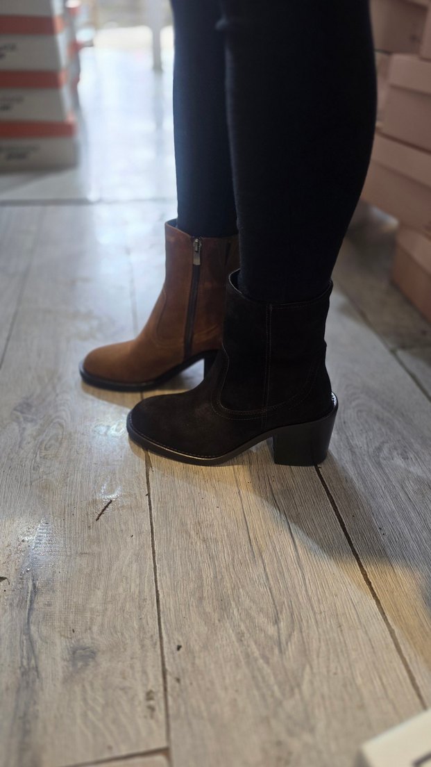 Kadın Süet Kahverengi Tokalı Topuklu Bot - Görsel 3