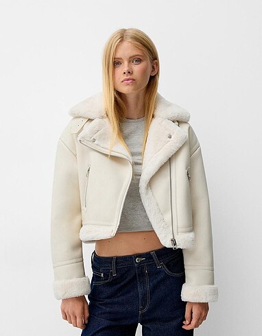 Bershka mont etiketli