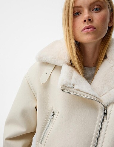 l Beden ten rengi Renk Bershka mont etiketli