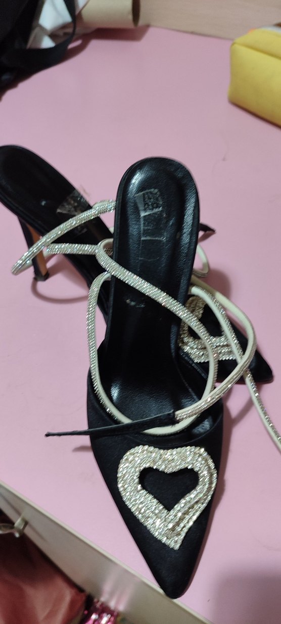 Siyah Deri Stiletto Taşlı Tokalı Kadın Ayakkabı - Görsel 4