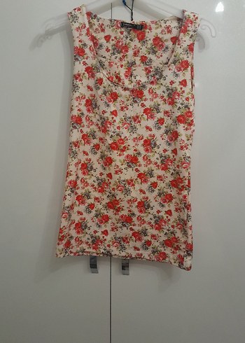 Çiçek Desenli Bohem Kolsuz Bluz - Görsel 2