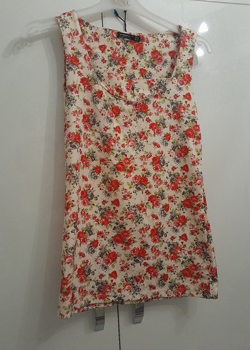 Çiçek Desenli Bohem Kolsuz Bluz - Görsel 3