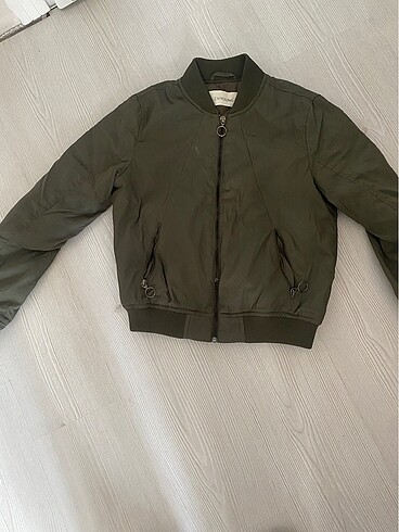 Bershka Mevsimlik mont