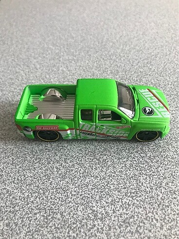  Beden #Hotwheels CHEVY SILVERADO ( TH )