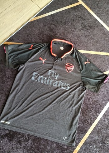 l Beden gri Renk Gri Erkek Kısa Kollu Arsenal Forma