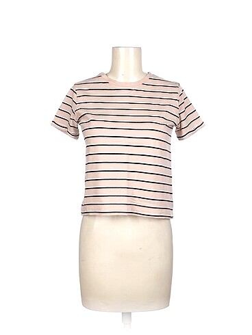 Mango T-shirt %70 İndirimli.