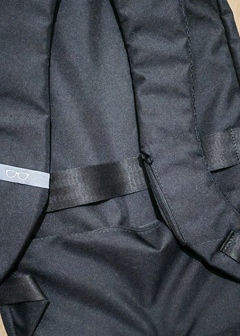 D'VERS 17.3-15.6 Inç 4 Bölmeli Darbeye Karşı Korumalı Çanta - Görsel 4