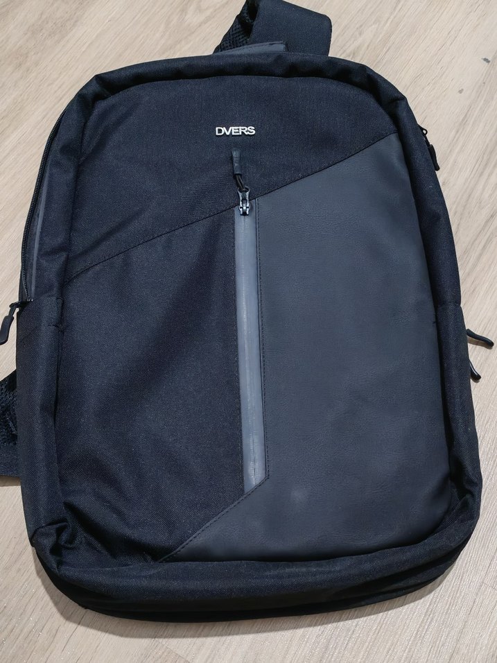 D'VERS 17.3-15.6 Inç 4 Bölmeli Darbeye Karşı Korumalı Çanta - Görsel 2