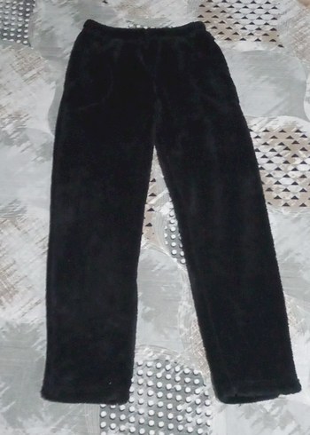 Diğer Siyah Kapüşonlu Peluş pijama takımı
