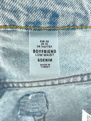 38 Beden çeşitli Renk H&M Jean / Kot %70 İndirimli.