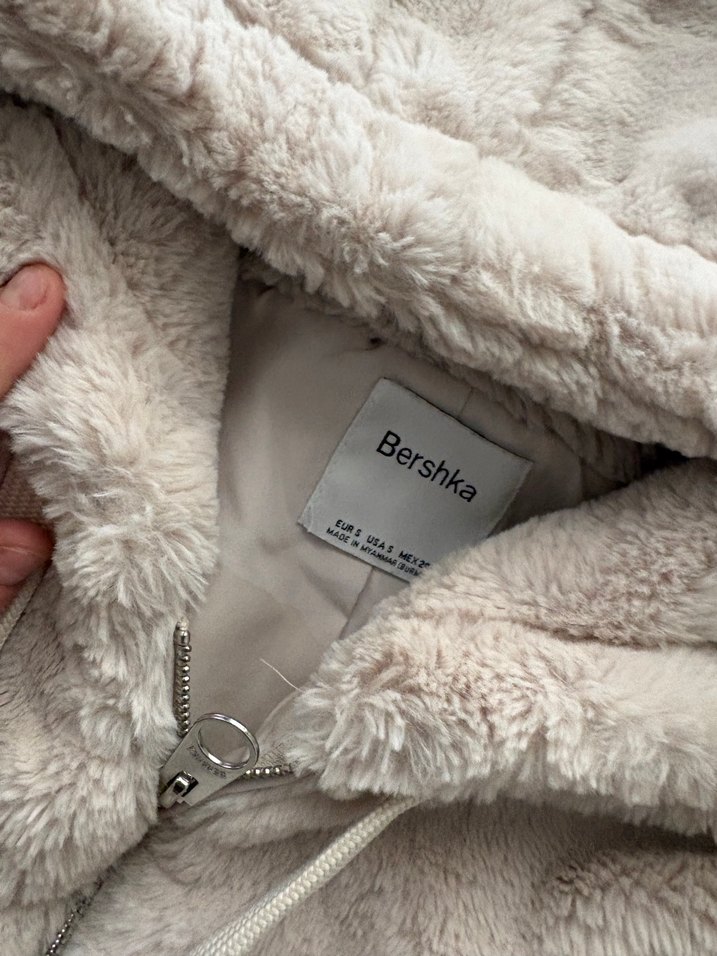 Kapüşonlu Bej Peluş Kadın Kış Ceketi - Görsel 2