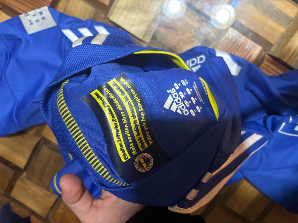 Koleksiyonluk Fenerbahçe formaları efsane çubuklu forma - Görsel 4