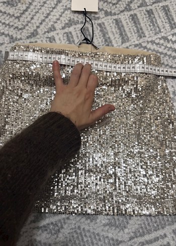 Bershka gold Renkli Mini Payetli şort Etek - Görsel 2