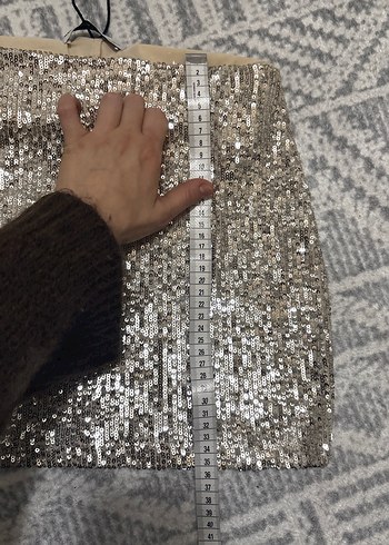 Bershka gold Renkli Mini Payetli şort Etek - Görsel 3