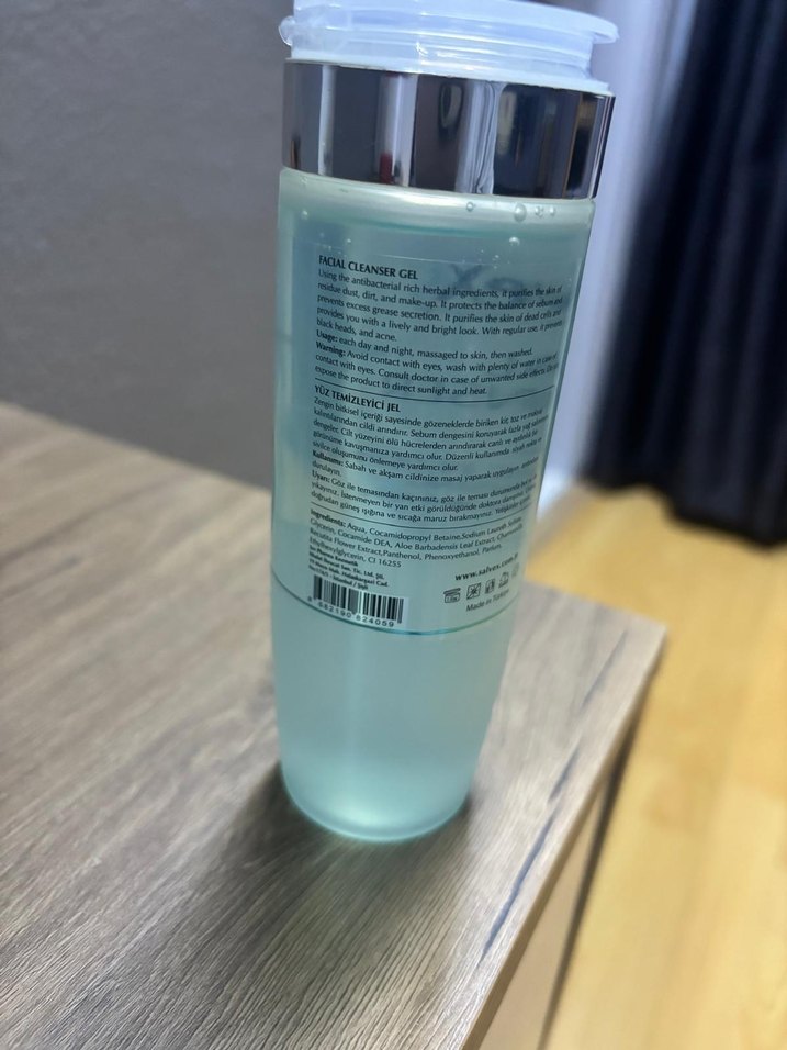 Salvex Yüz Temizleme Jeli - Görsel 3