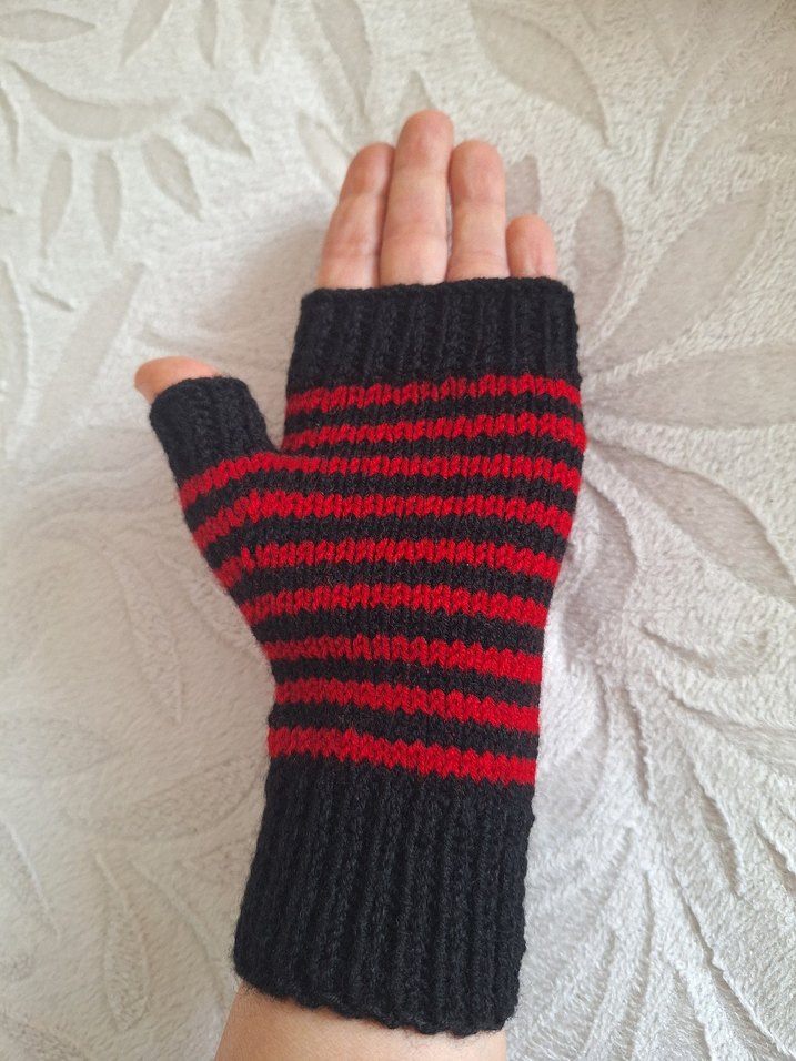 El Örgüsü Parmaksız Eldiven - Görsel 3