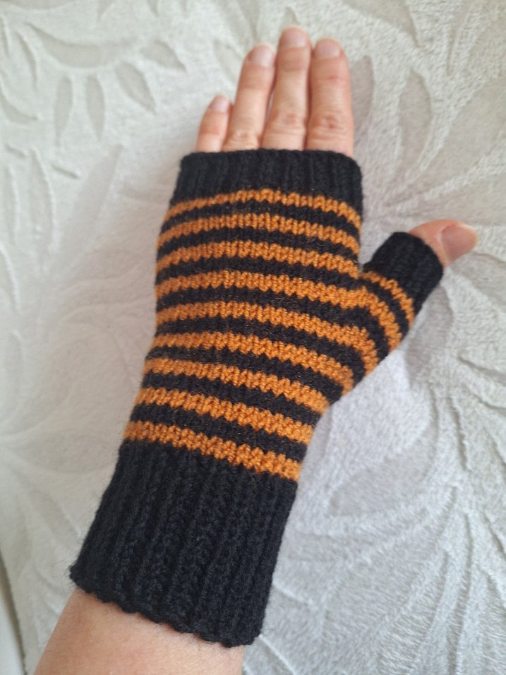 El Örgüsü Parmaksız Eldiven - Görsel 2