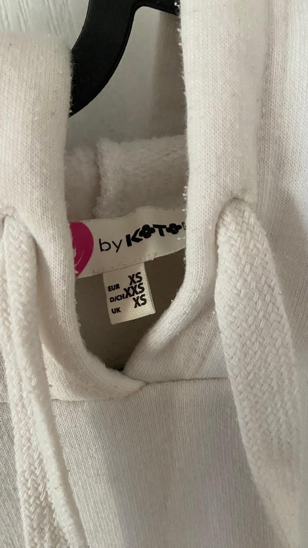 Beyaz Kapüşonlu Kadın Sweatshirt - Görsel 2