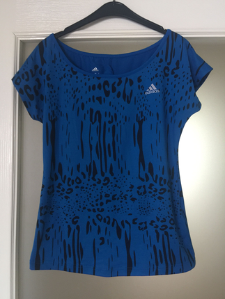 Orjinal Adidas tişört 