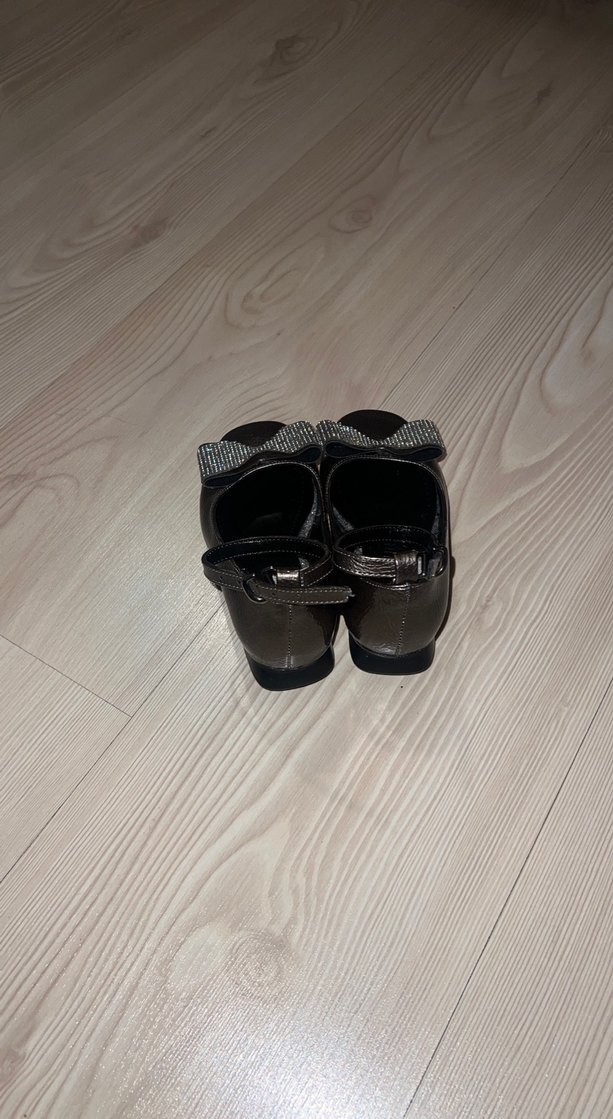 Kız Çocuk Gri Yılan Desenli Tokalı Babet - Görsel 3