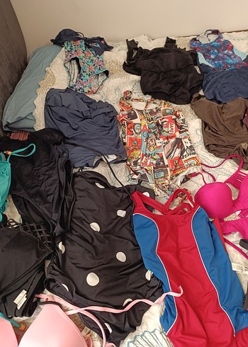 Çok Renkli Mayo ve Bikini Seti
