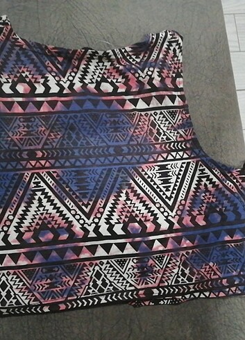 40 Beden Etnik desenli crop top