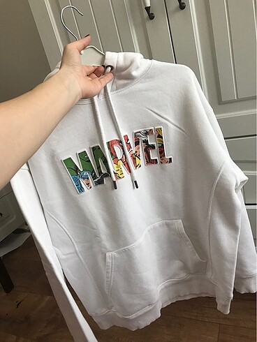 Marvel sweatshirt