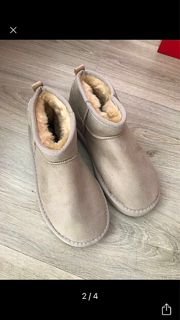 Ugg bej mini ugg