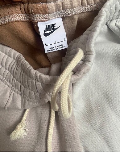Nike Premium Eşofman Altı M Beden  Yumuşak Dokulu | Yeni - Görsel 2
