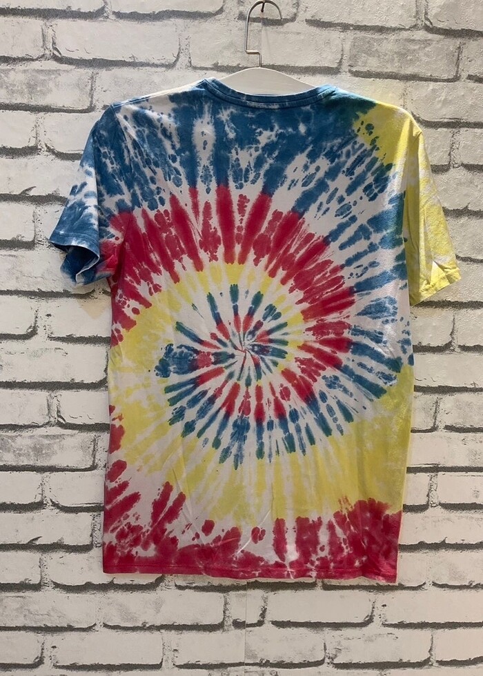 Orjinal C&A Batik T-shirt l Yeni&Etiketli - Unisex - Görsel 2