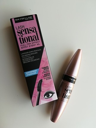 Maybelline maskara